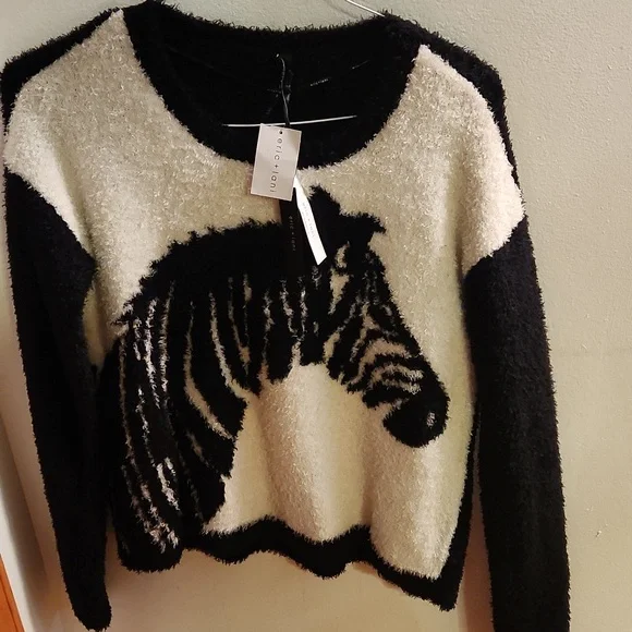 Eric & Lani New, Etcetera Black and White Zebra Sweater - Picture 4 of 4